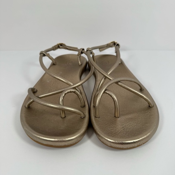 Olukai Waiau Leather Gold Strappy Flat Sandals size 6.5 7 - Picture 2 of 7